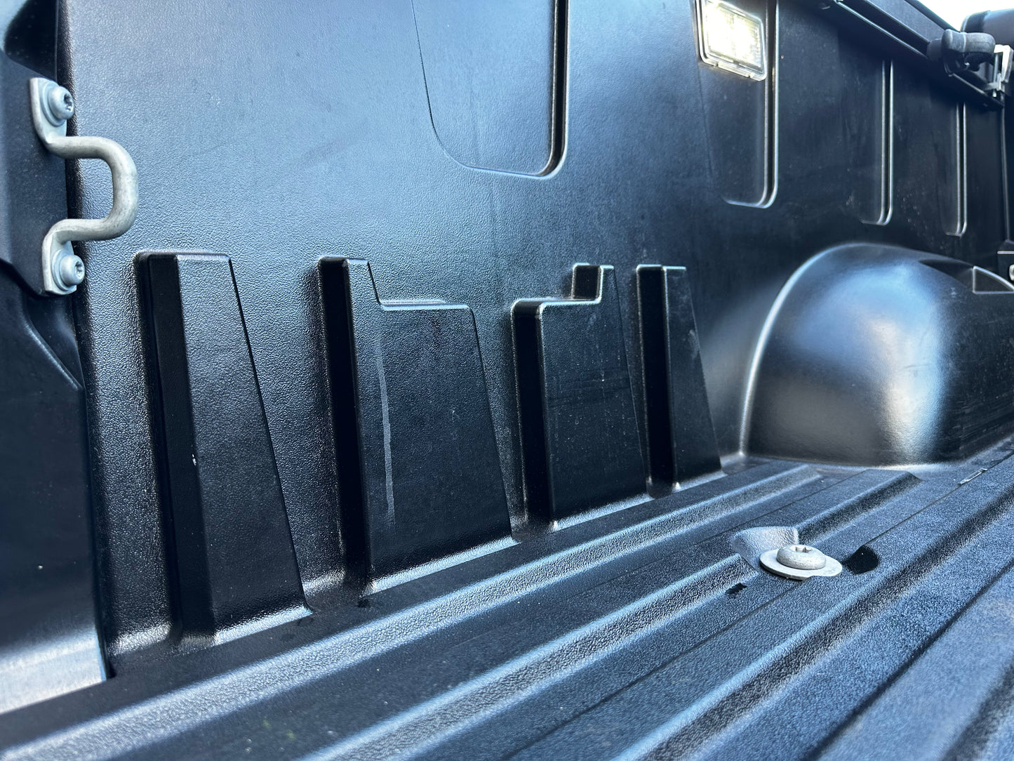 TRUXISTM truck bed divider Toyota Tundra 2022-2023-2024-2025-2026 