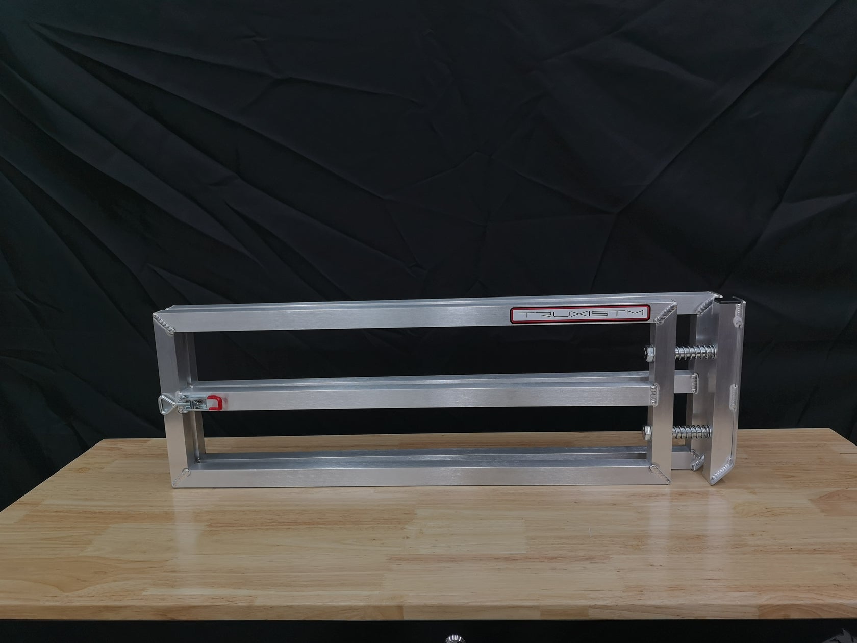 TRUCK BED DIVIDER JEEP GLADIATOR 20202024 TRUXISTM